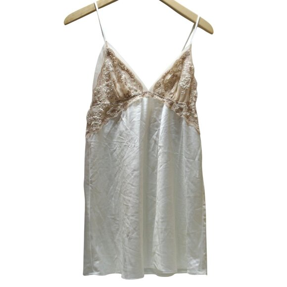 Flora Nikrooz Other - Flora Nikrooz Chemise White Gold Lace Womens‎ S Babydoll Camisole Bridal Wedding